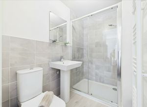 En Suite - click for photo gallery